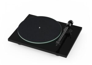 Pro-Ject T1 OM 5e Plattenspieler hochglanz schwarz